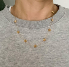 Dainty Golden Bead Flower Necklace - Waterproof Stainless Steel